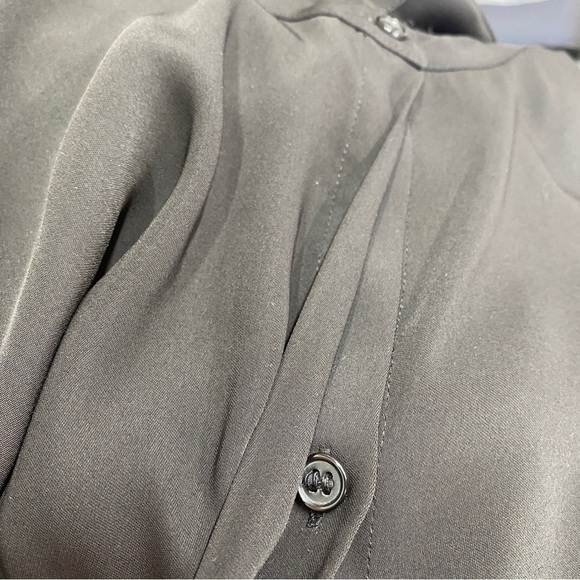 Chicos Tunic Top Womens Size 4 Hem-Interest Closet Staple - Picture 3 of 8